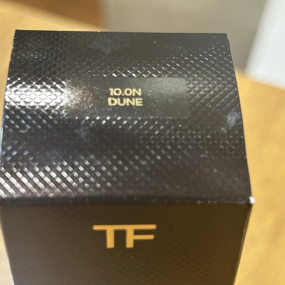 Tom Ford Architecture Radiance Hydrating Foundation 10.0N Dune 1oz 30ml SPF 50+